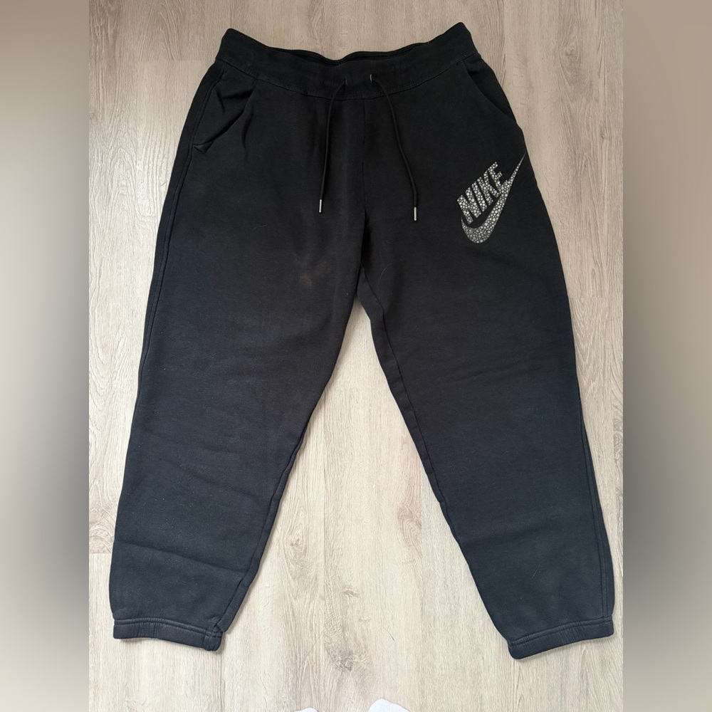 Nike Women’s Black Sweatpants